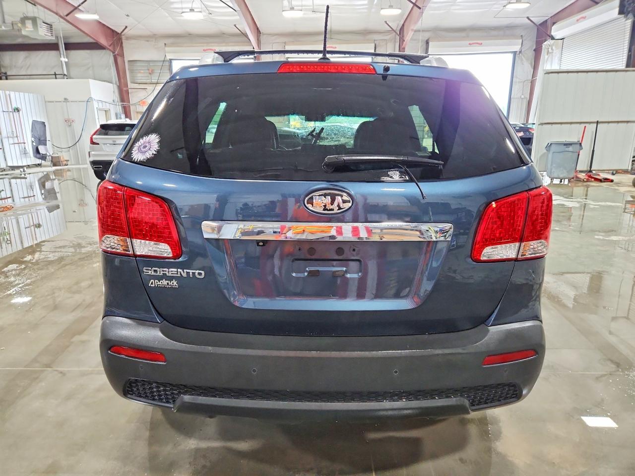 2011 KIA SORENTO LX photo 11