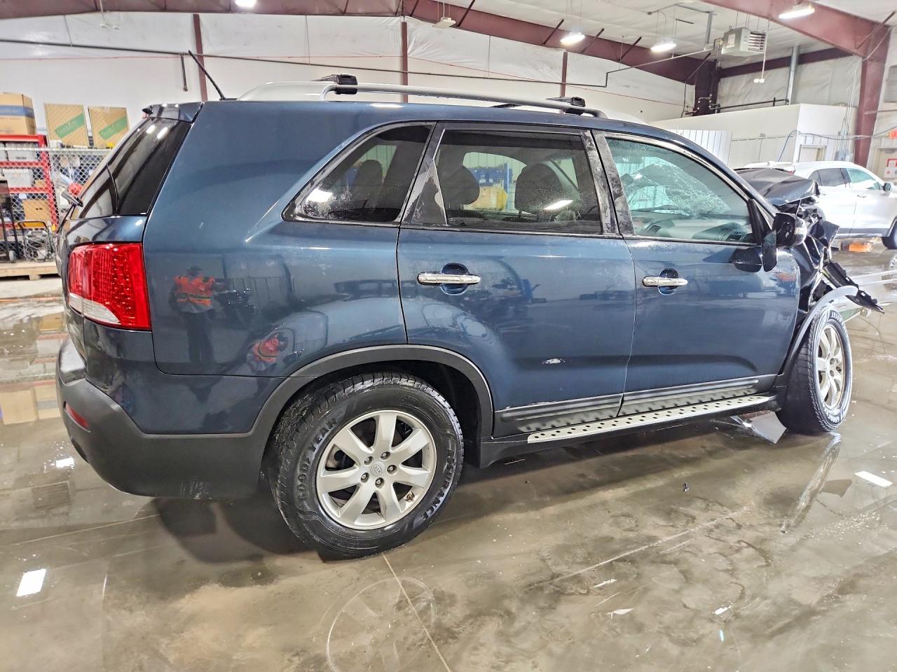2011 KIA SORENTO LX photo 5