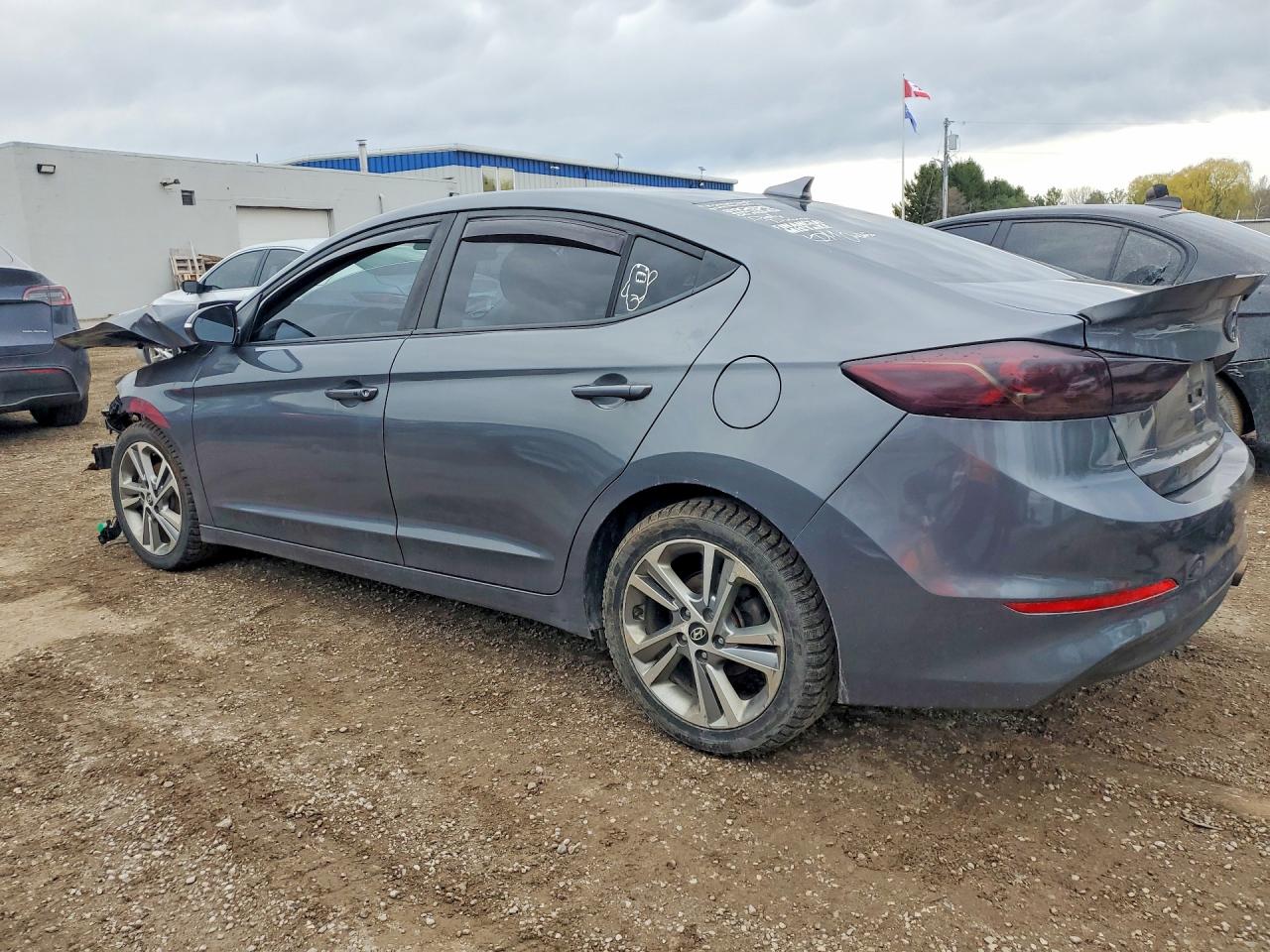 2017 HYUNDAI ELANTRA SE photo 2