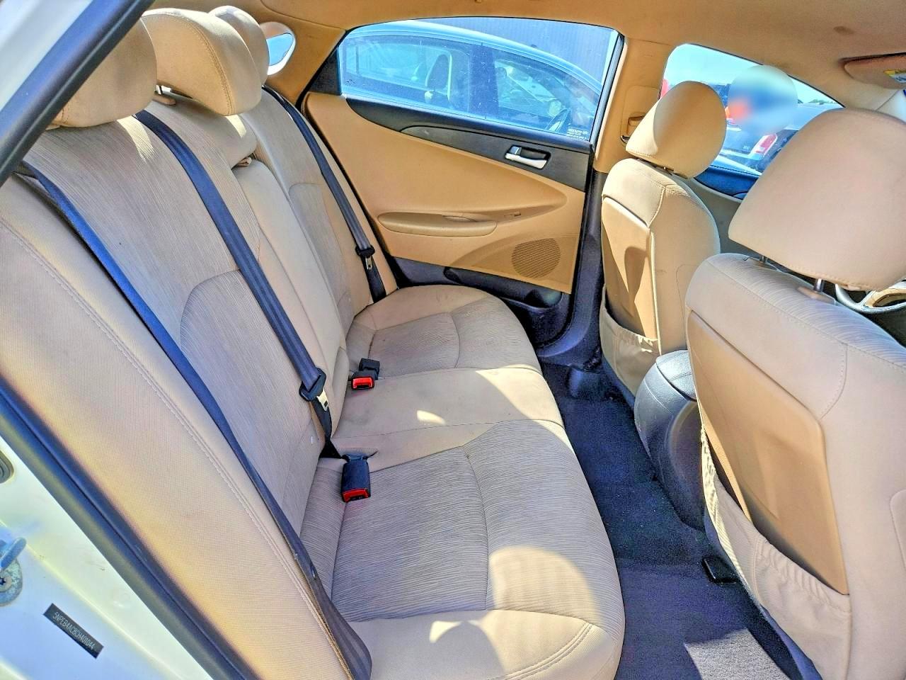 2012 HYUNDAI SONATA GLS photo 10