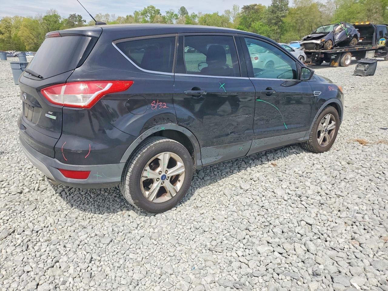 2015 FORD ESCAPE SE photo 5