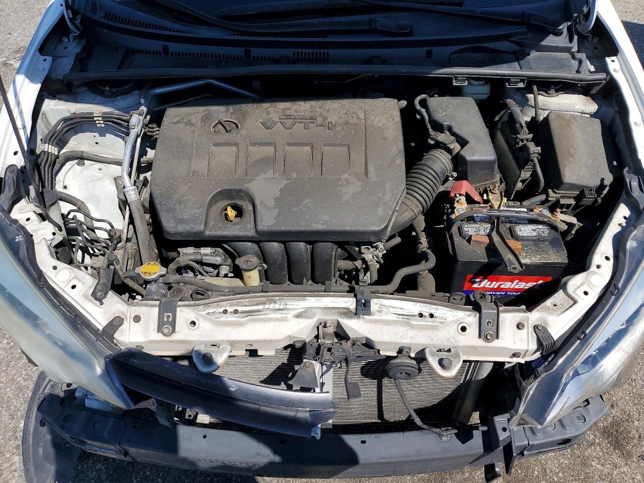 2016 TOYOTA COROLLA LE photo 11