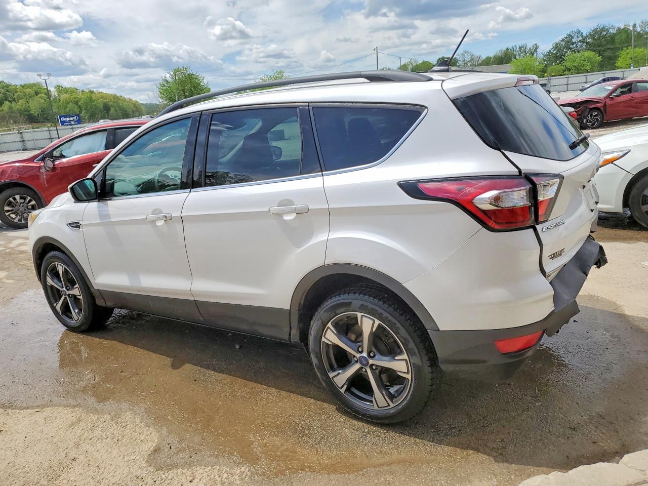 2018 FORD ESCAPE SEL photo 4