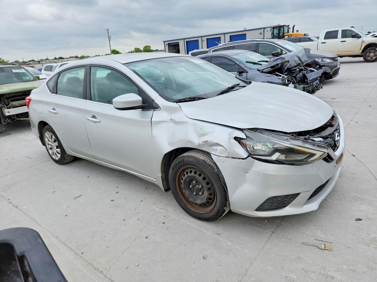 2016 NISSAN SENTRA SV photo 10