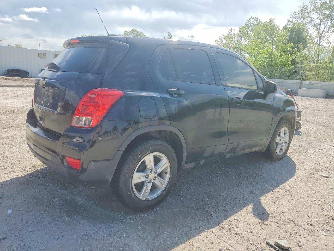 2020 CHEVROLET TRAX LS photo 5