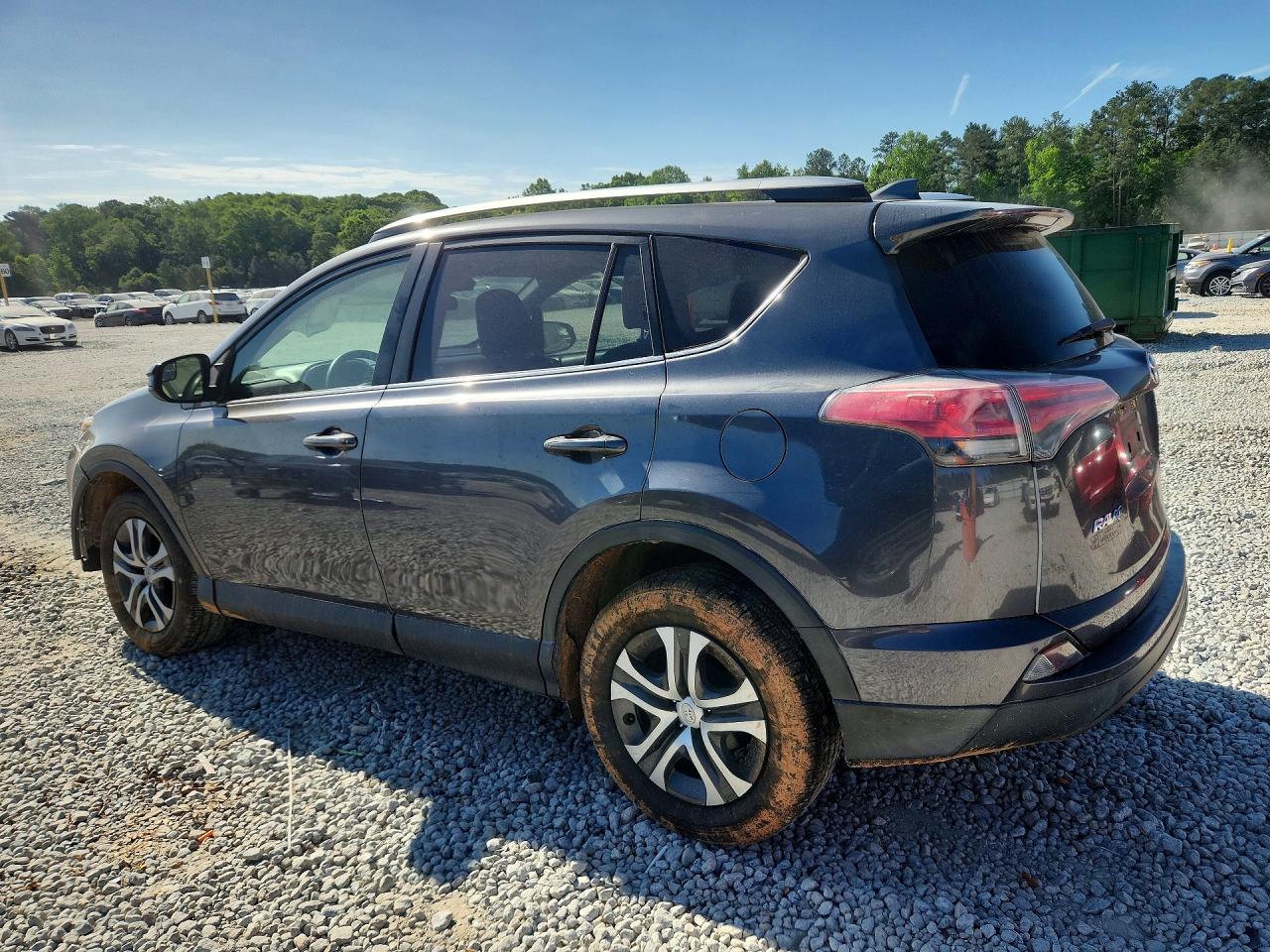 2016 TOYOTA RAV4 LE photo 3