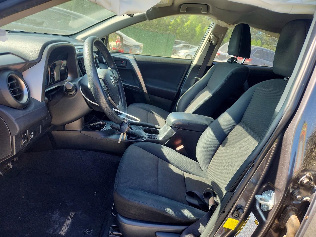 2016 TOYOTA RAV4 LE photo 13