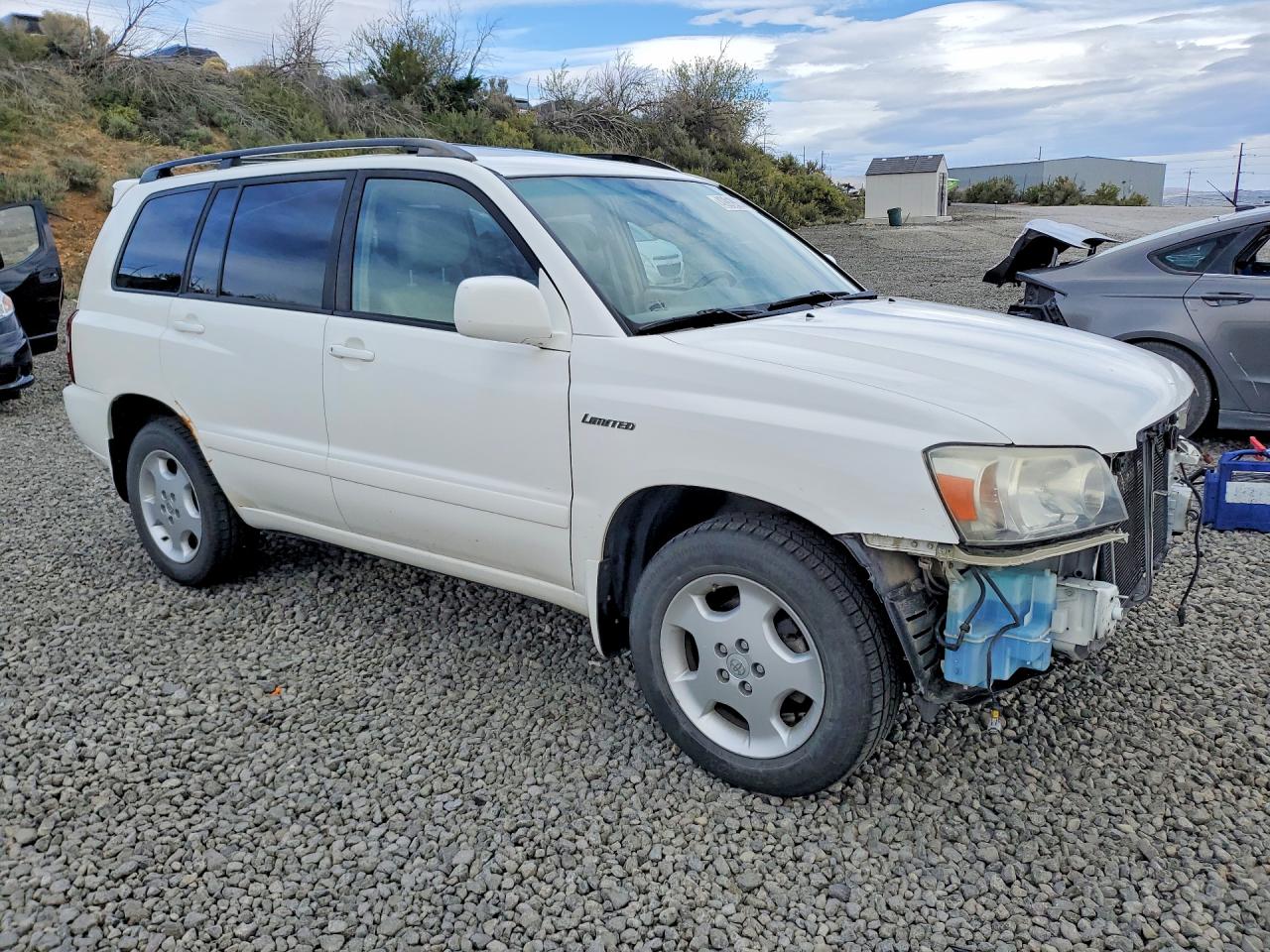 2005 TOYOTA HIGHLANDER LIMITED photo 7