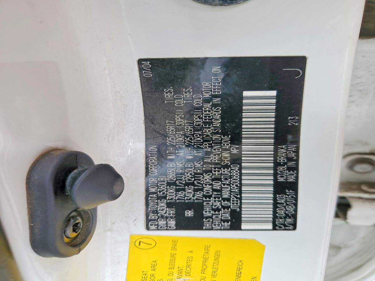 2005 TOYOTA HIGHLANDER LIMITED photo 27