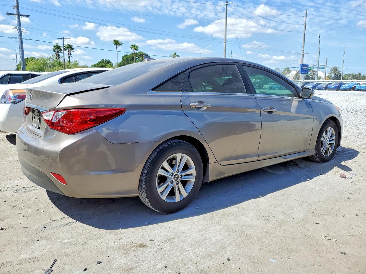2014 HYUNDAI SONATA GLS photo 5