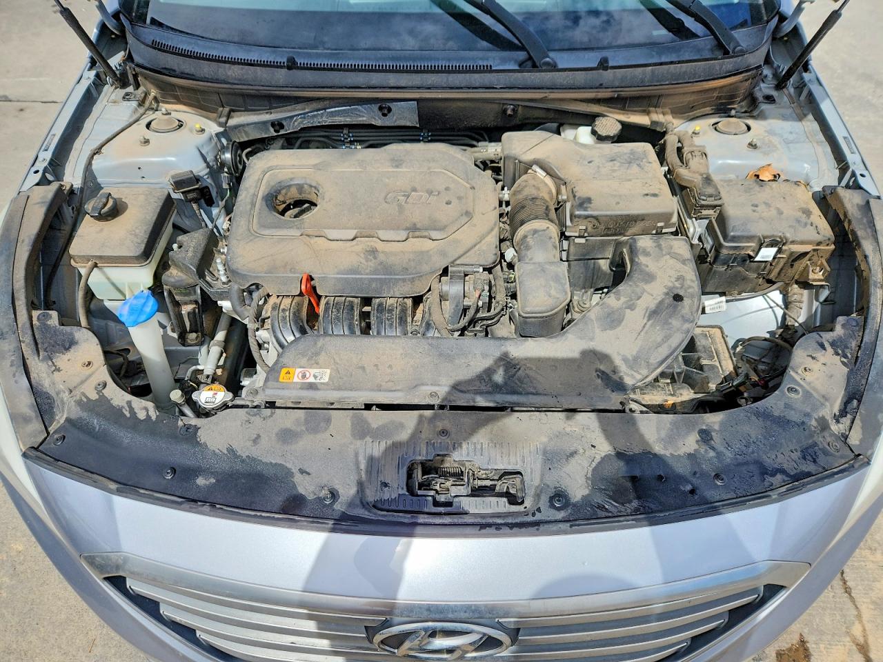 2015 HYUNDAI SONATA SE photo 11