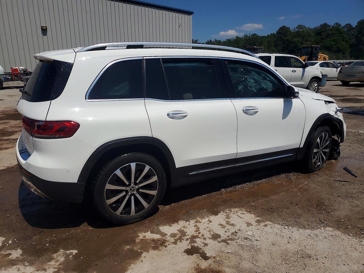 2021 MERCEDES-BENZ GLB 250 photo 5