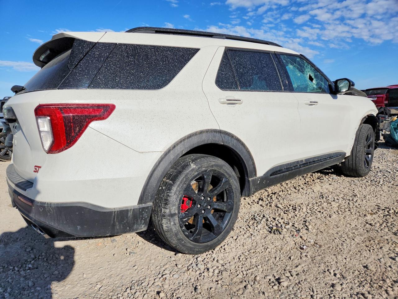 2023 FORD EXPLORER ST photo 3