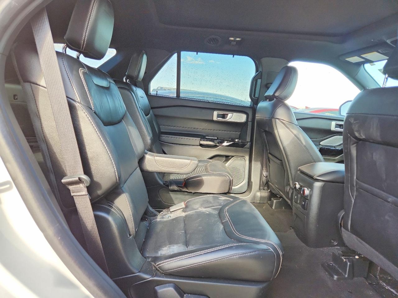2023 FORD EXPLORER ST photo 11