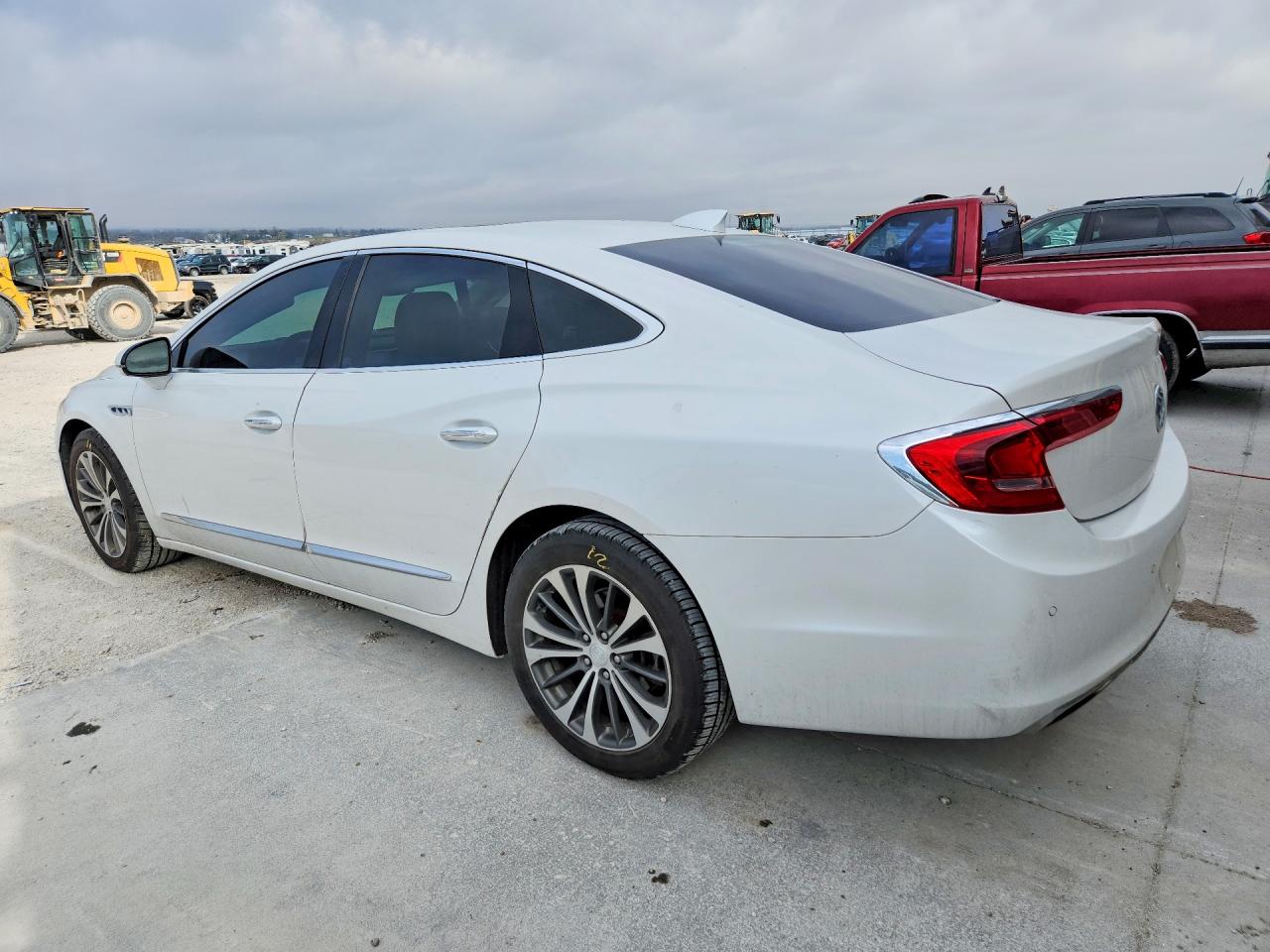 2019 BUICK LACROSSE ESSENCE photo 4