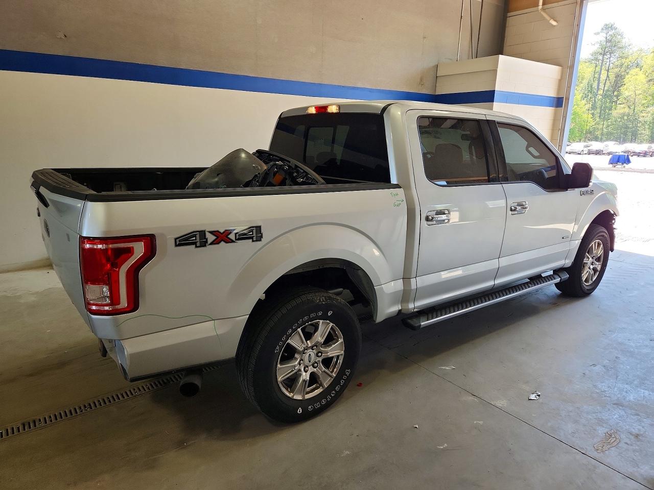 2015 FORD F150 SUPERCREW photo 3