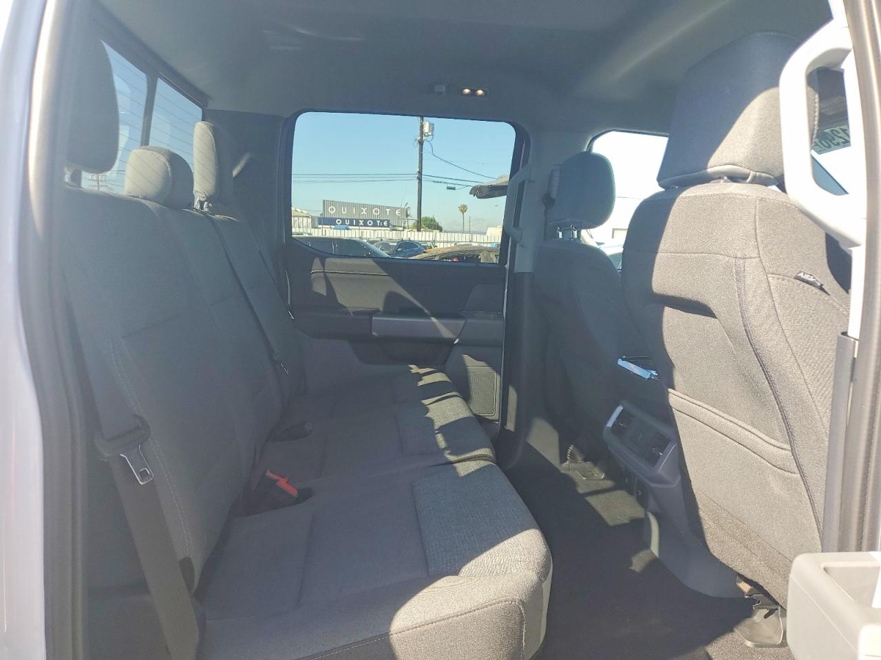 2024 FORD F150 XLT photo 19