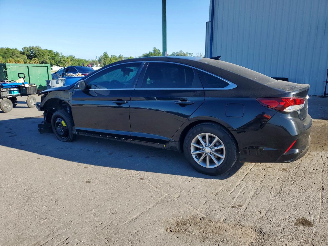 2018 HYUNDAI SONATA SE photo 4