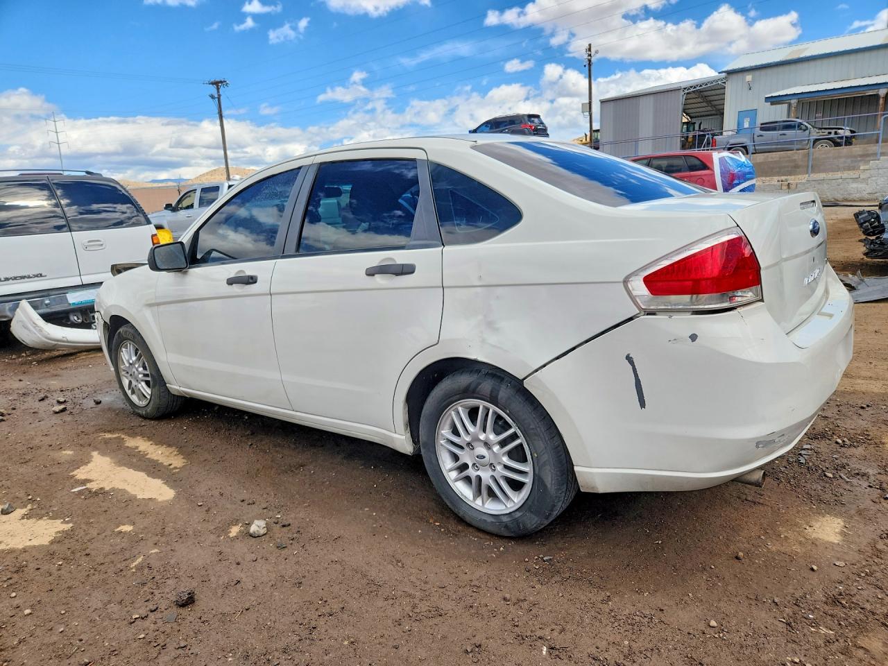 2009 FORD FOCUS SE photo 4