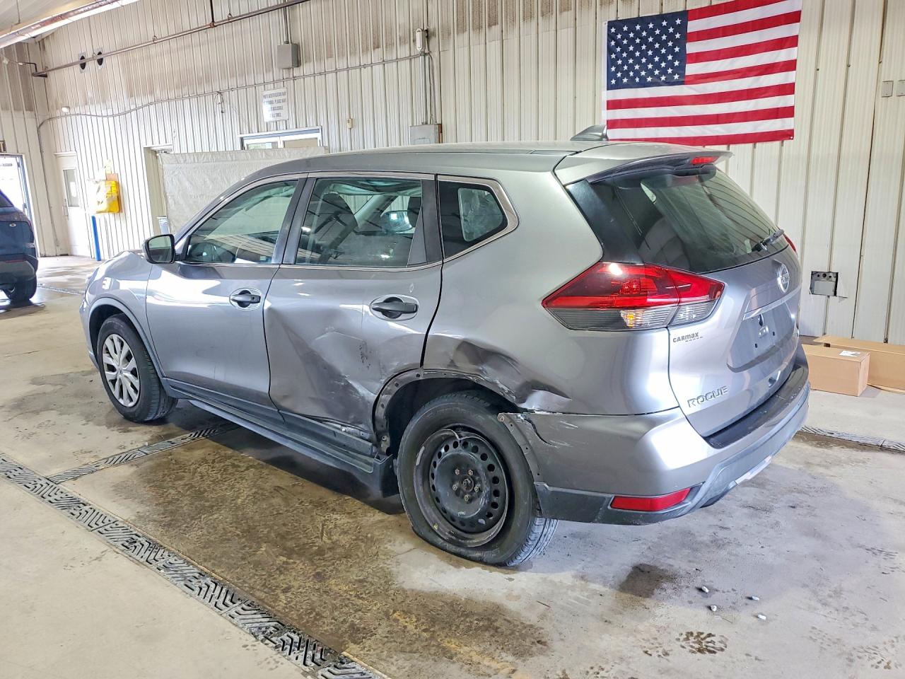 2018 NISSAN ROGUE S photo 3