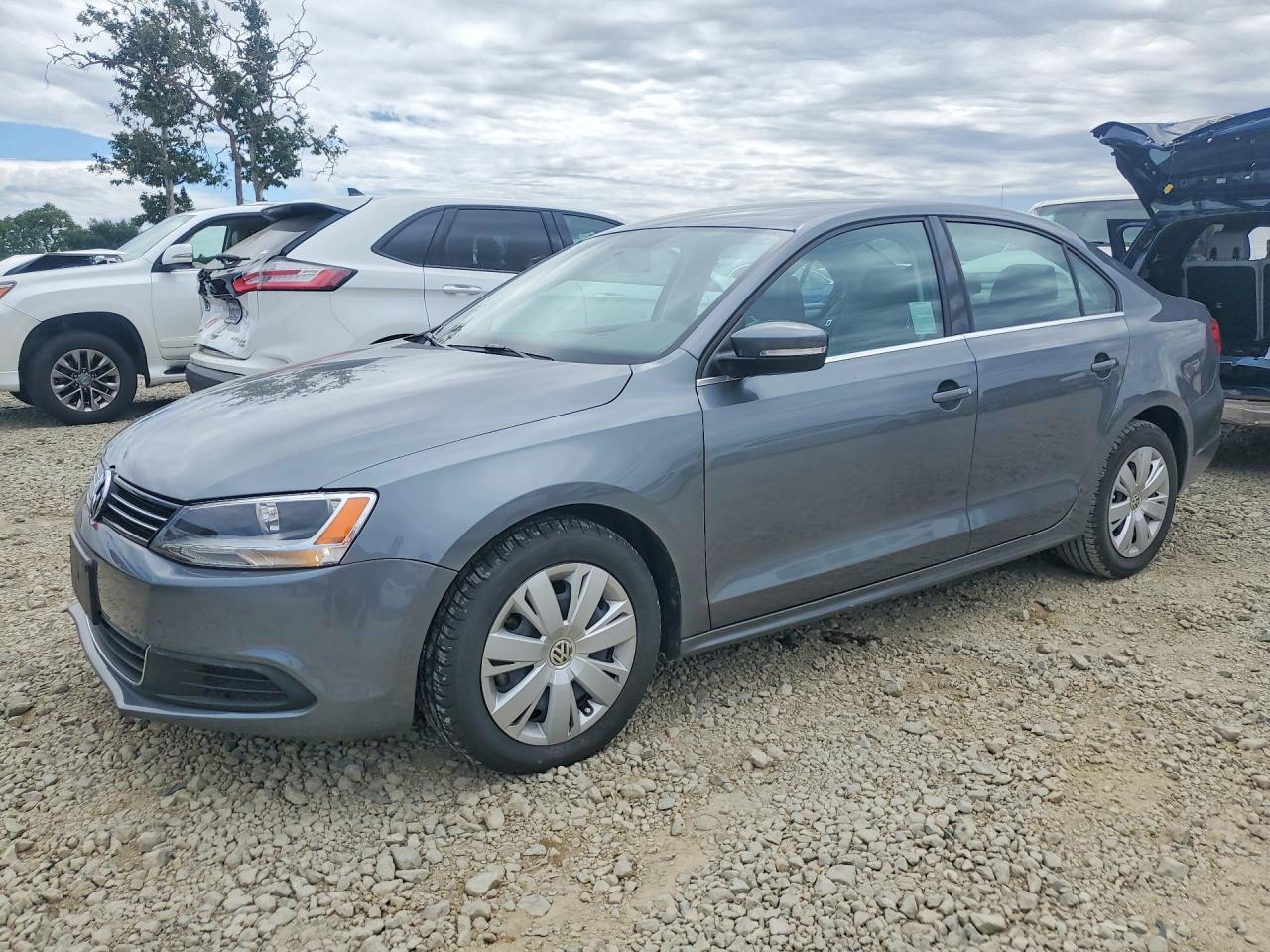 2013 VOLKSWAGEN JETTA