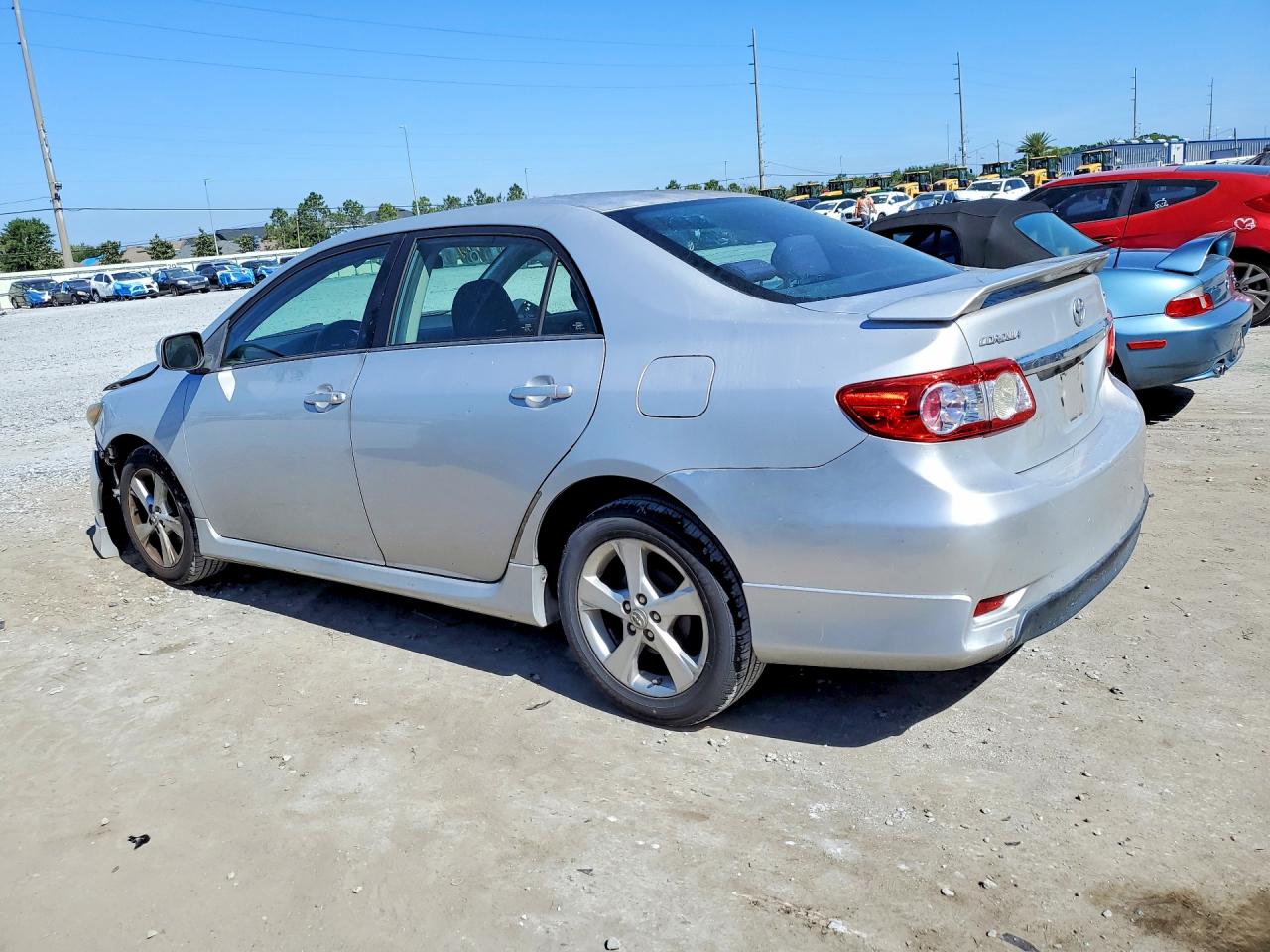 2013 TOYOTA COROLLA S photo 3