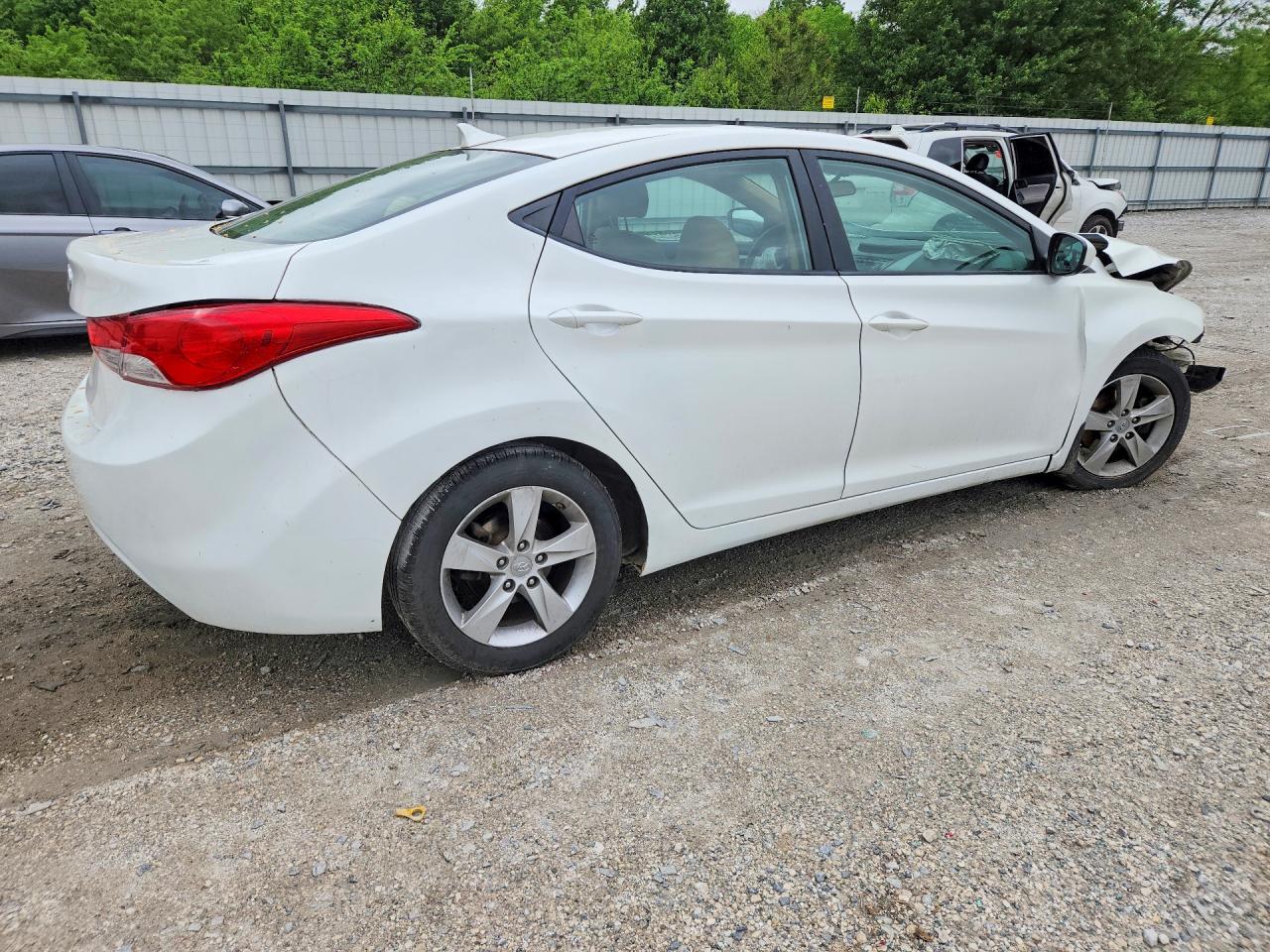 2013 HYUNDAI ELANTRA GLS photo 5