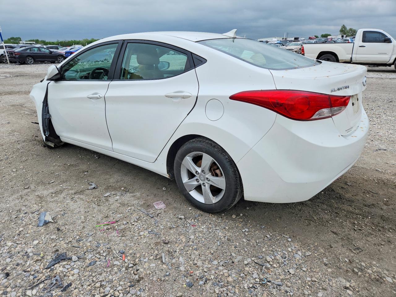 2013 HYUNDAI ELANTRA GLS photo 3