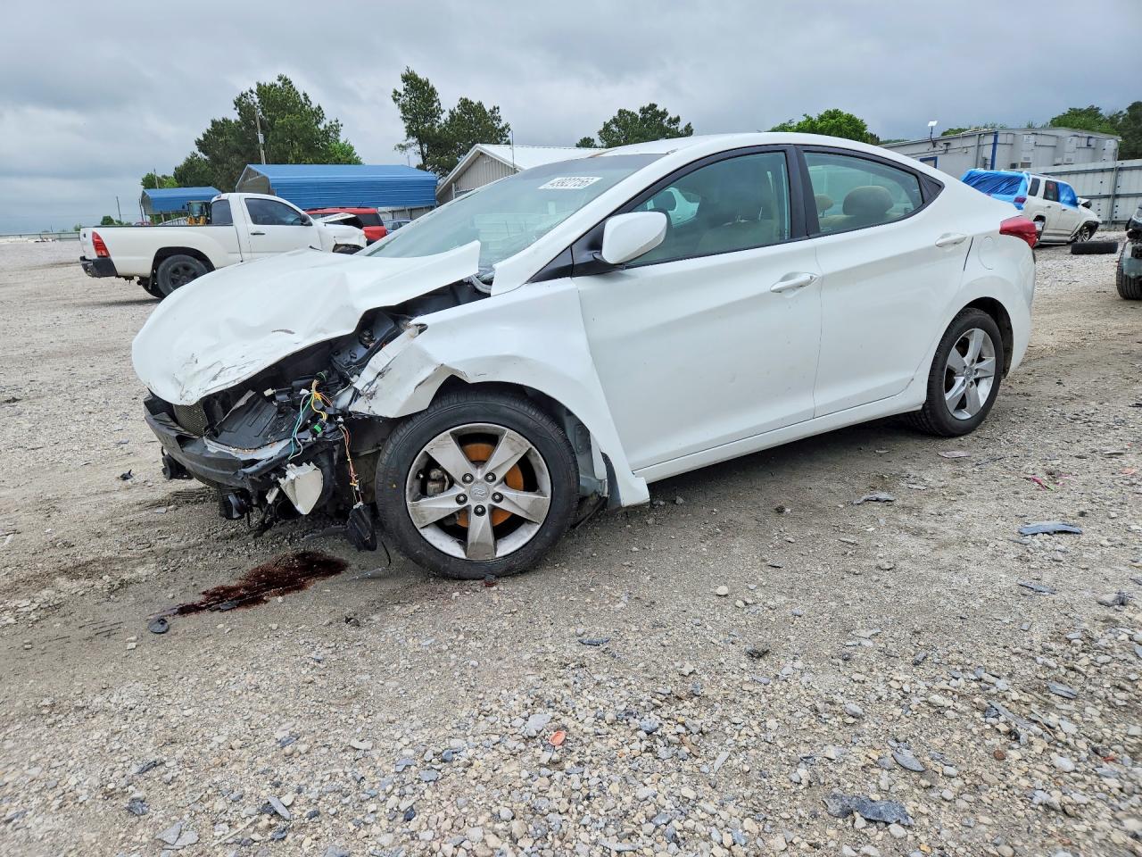 2013 HYUNDAI ELANTRA