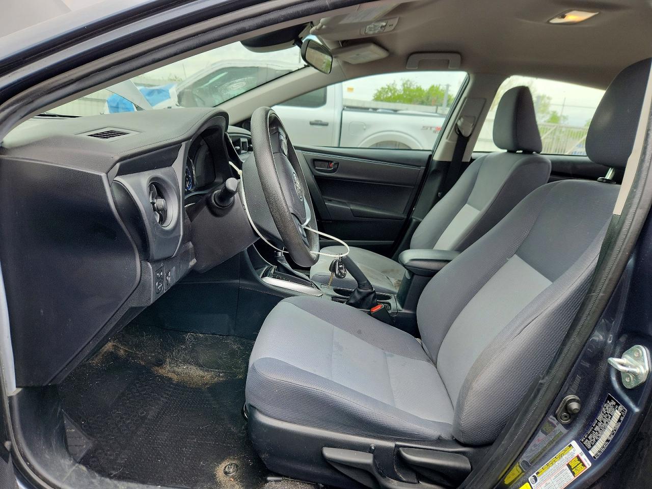 2018 TOYOTA COROLLA L photo 13