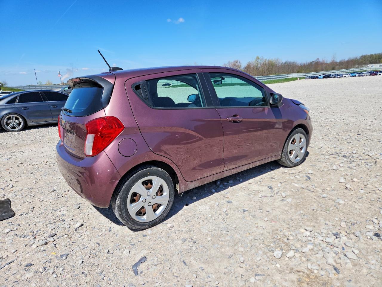 2019 CHEVROLET SPARK LS photo 5
