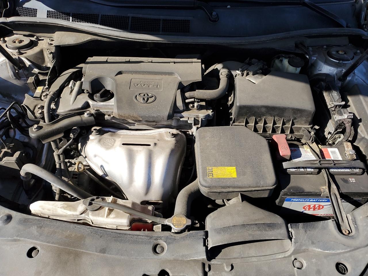 2015 TOYOTA CAMRY LE photo 21