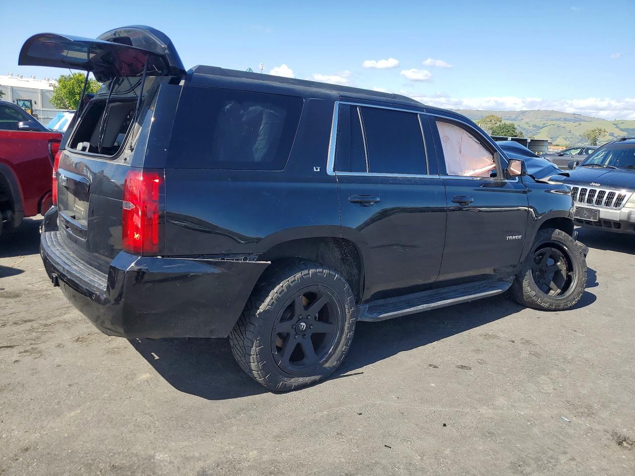 2015 CHEVROLET TAHOE K1500 LT photo 5