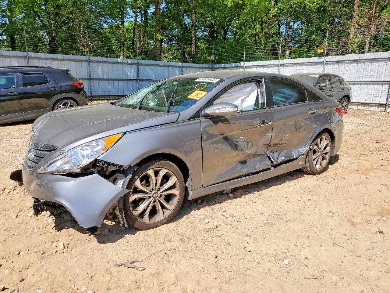 2014 HYUNDAI SONATA SE photo 3