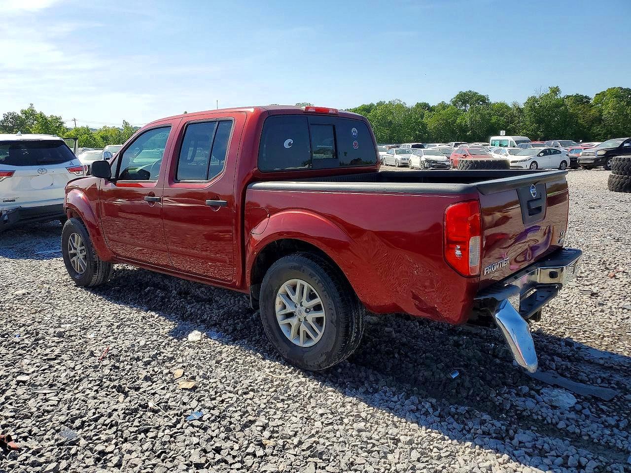 2017 NISSAN FRONTIER SV photo 3