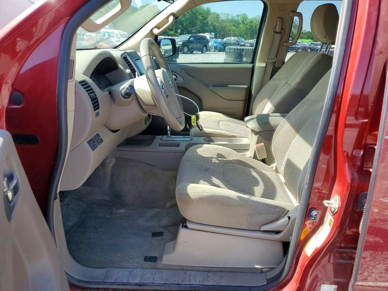2017 NISSAN FRONTIER SV photo 13