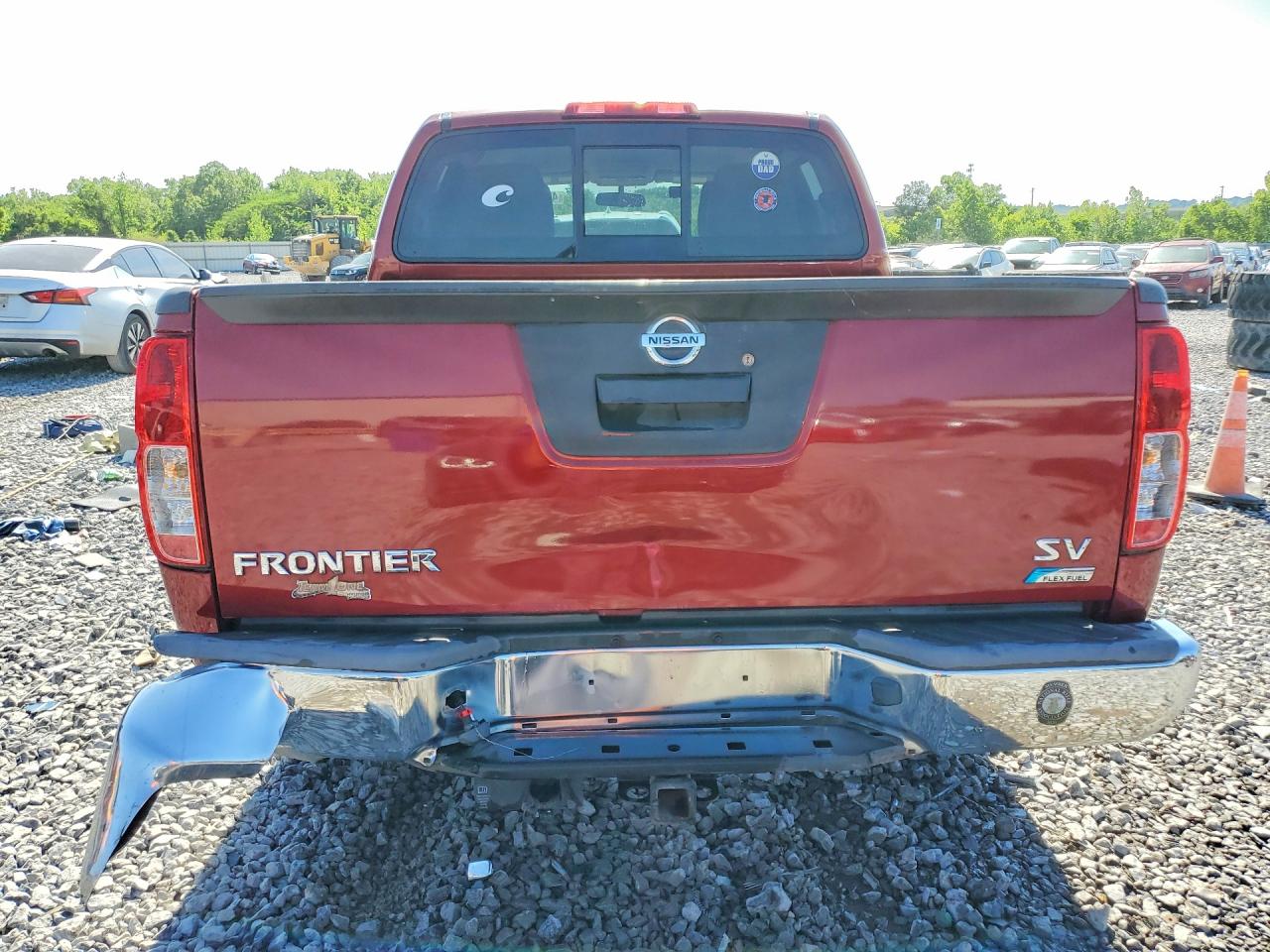 2017 NISSAN FRONTIER SV photo 11
