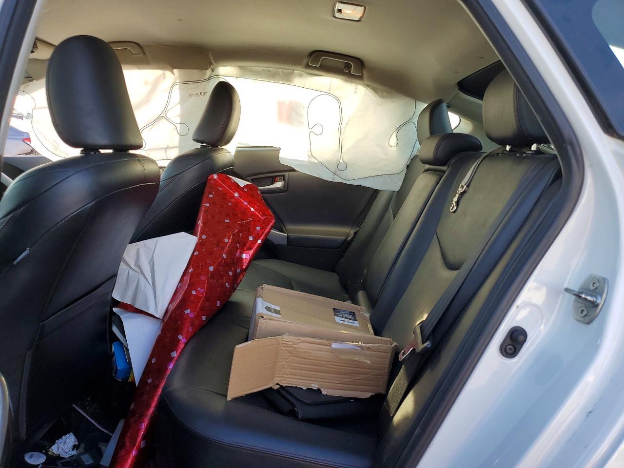 2013 TOYOTA PRIUS PERSONA SERIES SE photo 28