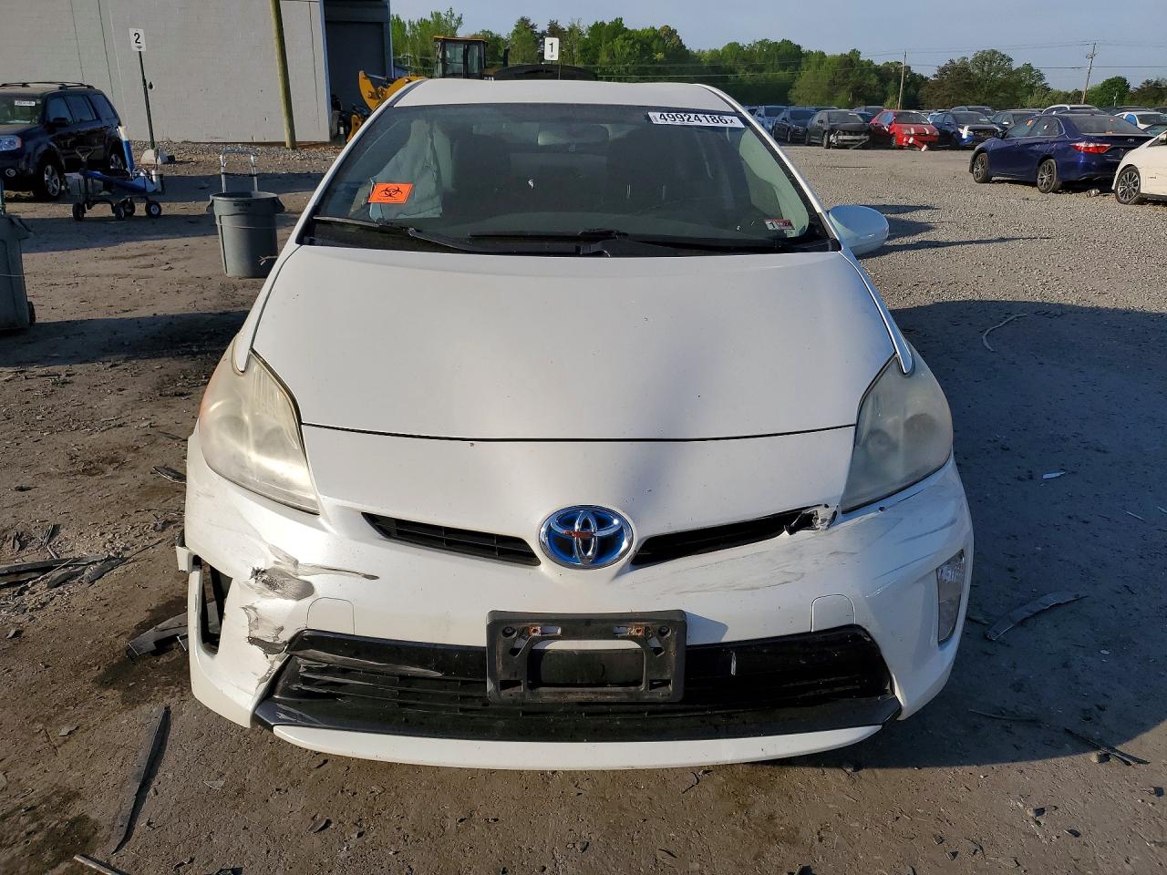 2013 TOYOTA PRIUS PERSONA SERIES SE photo 13