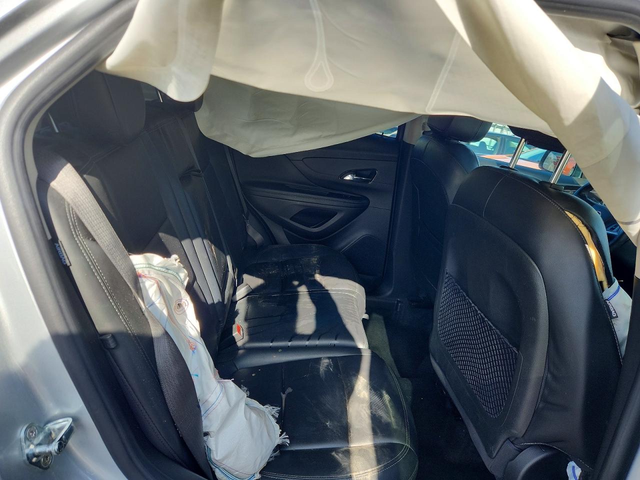 2019 BUICK ENCORE ESSENCE photo 19