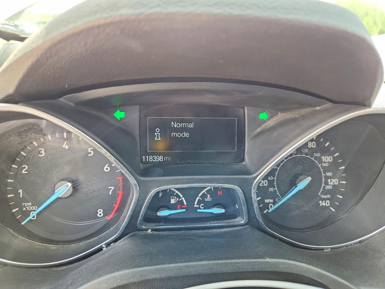 2017 FORD ESCAPE TITANIUM photo 17