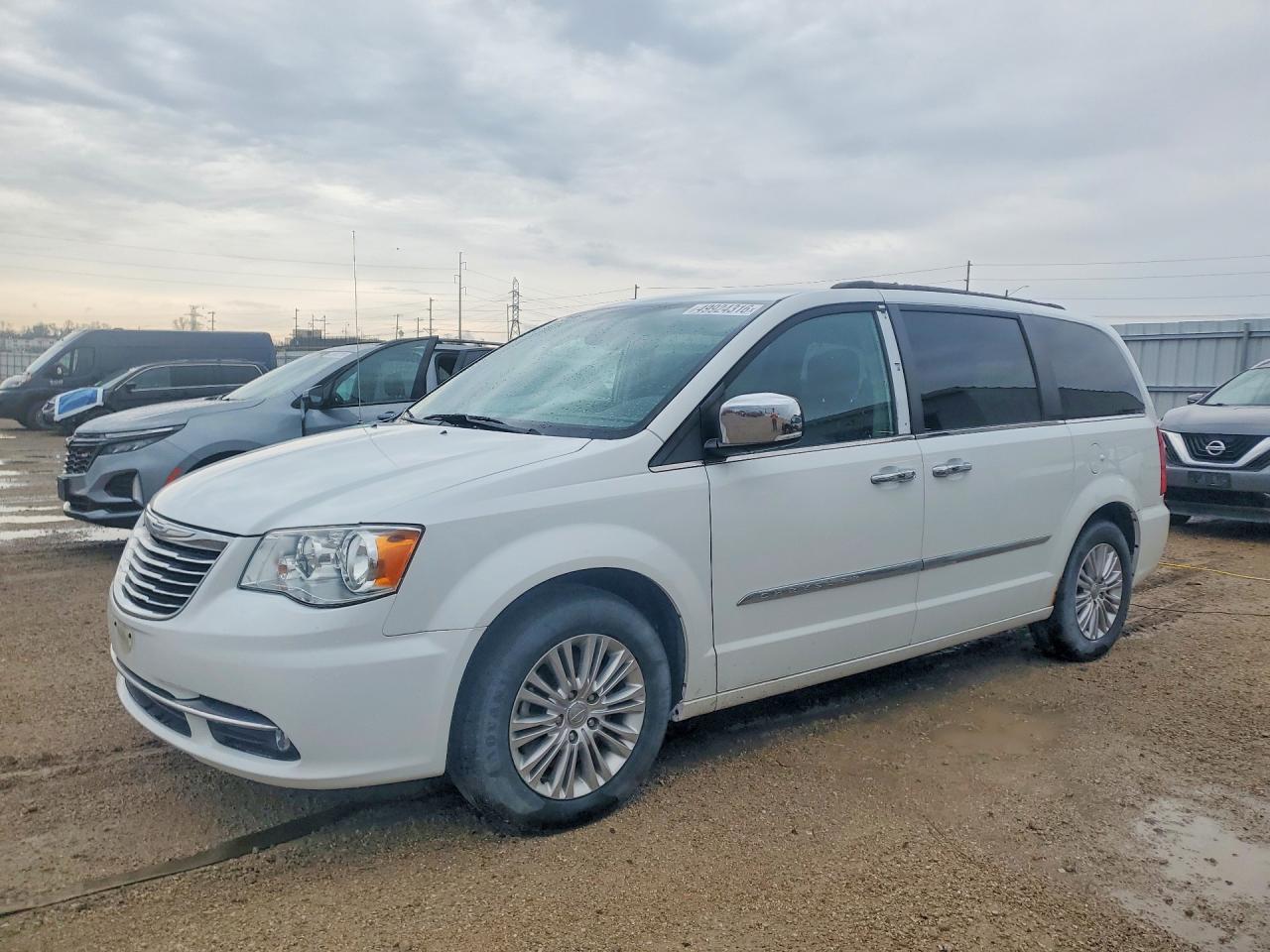 2015 CHRYSLER TOWN & COUNTRY
