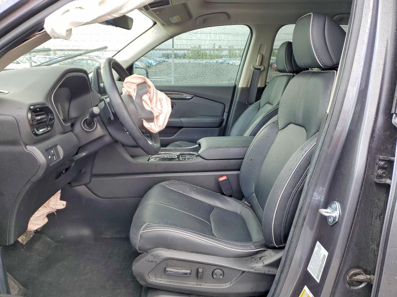 2025 HONDA PILOT photo 13