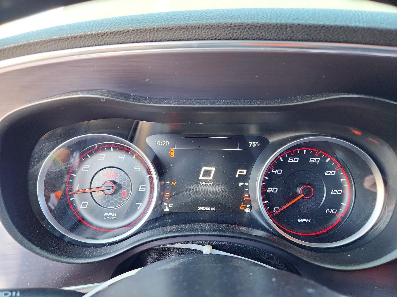 2015 DODGE CHARGER photo 9