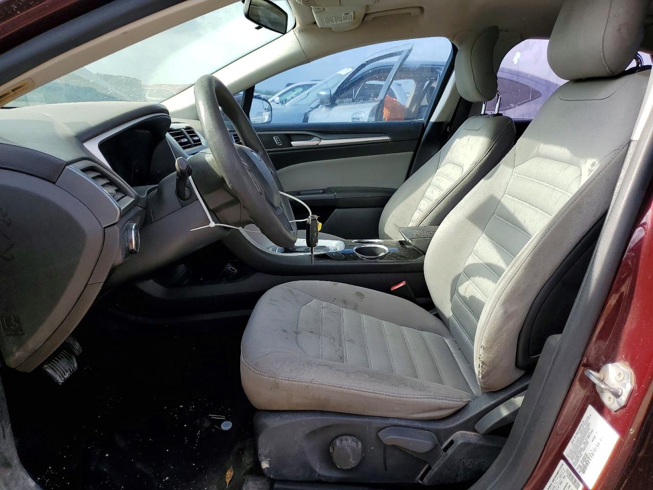 2013 FORD FUSION photo 13