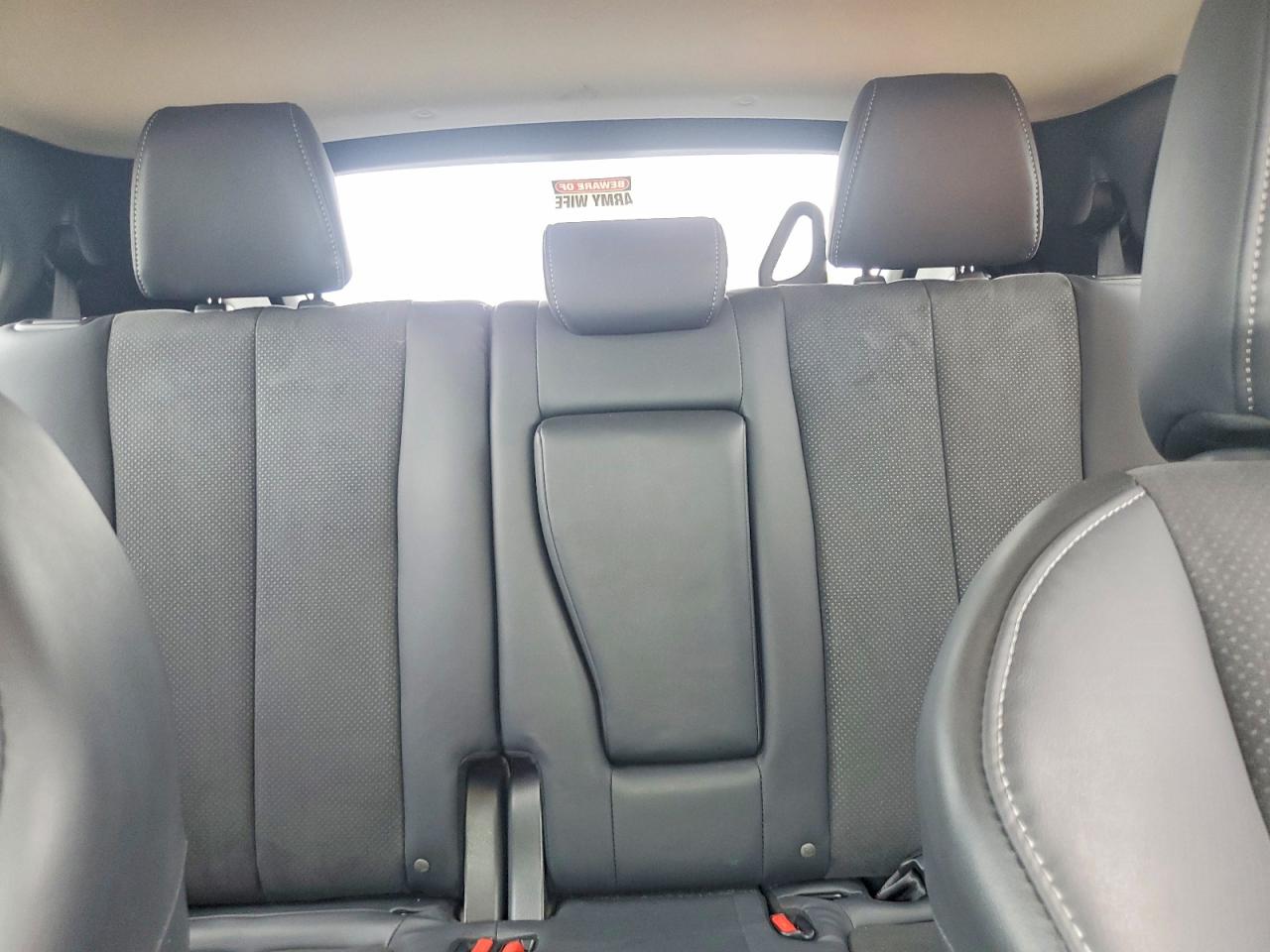 2022 MITSUBISHI ECLIPSE CROSS SE photo 10