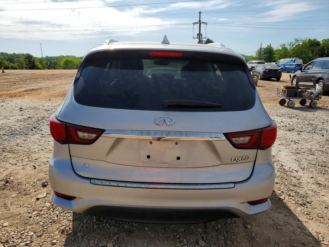 2020 INFINITI QX60 LUXE photo 11