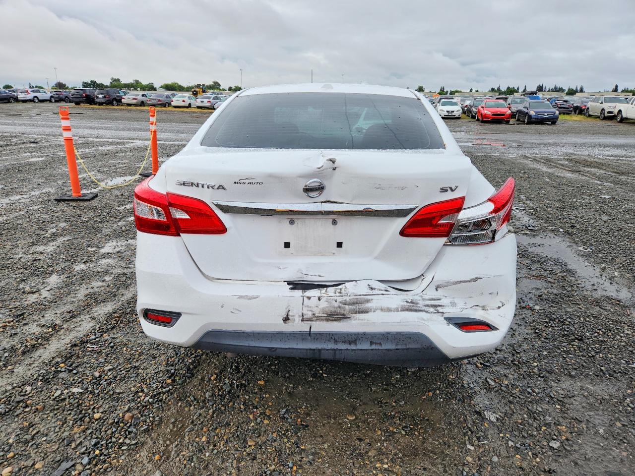 2016 NISSAN SENTRA SV photo 11