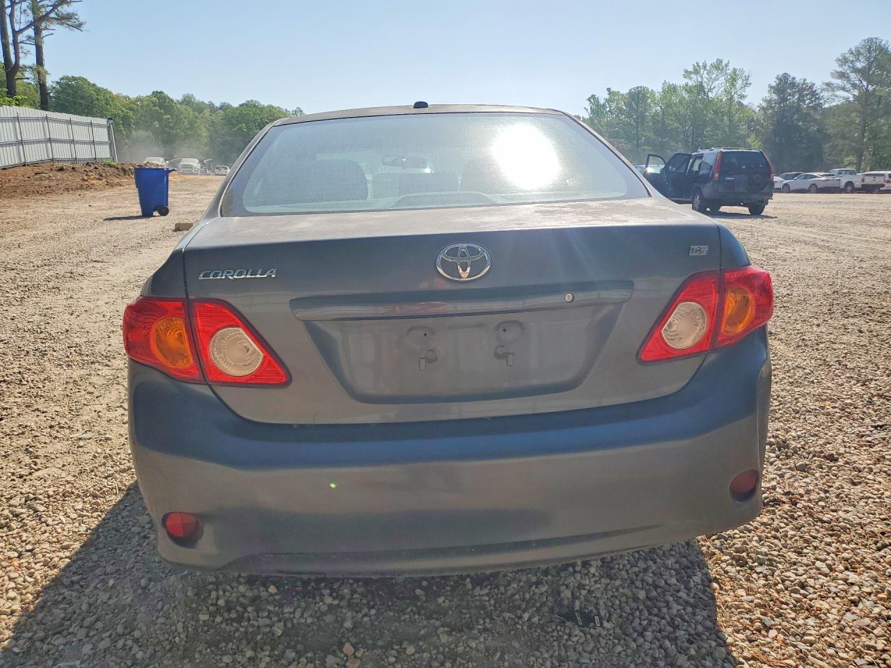2010 TOYOTA COROLLA LE photo 16