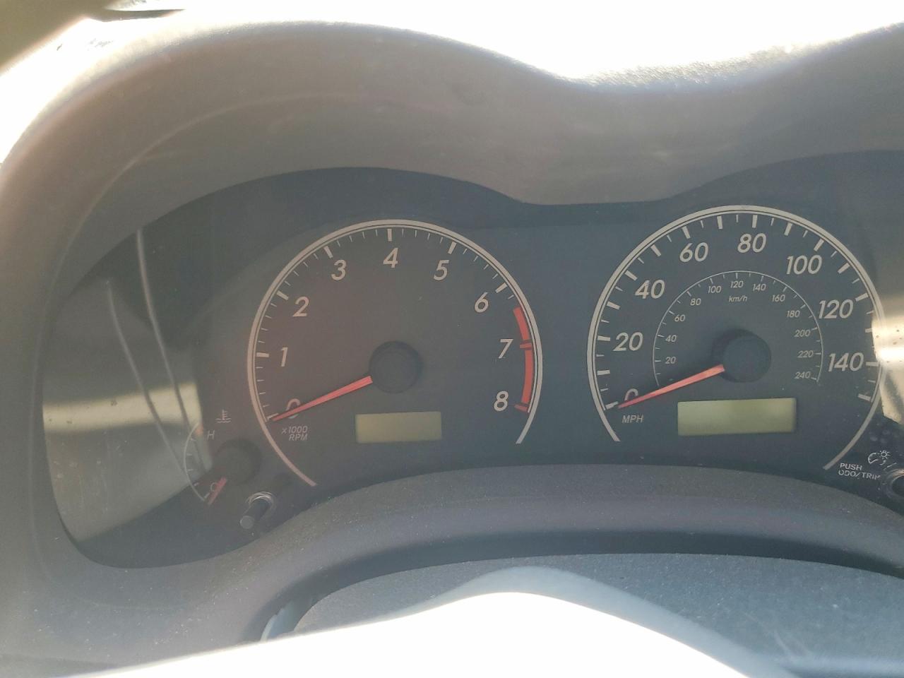 2010 TOYOTA COROLLA LE photo 25